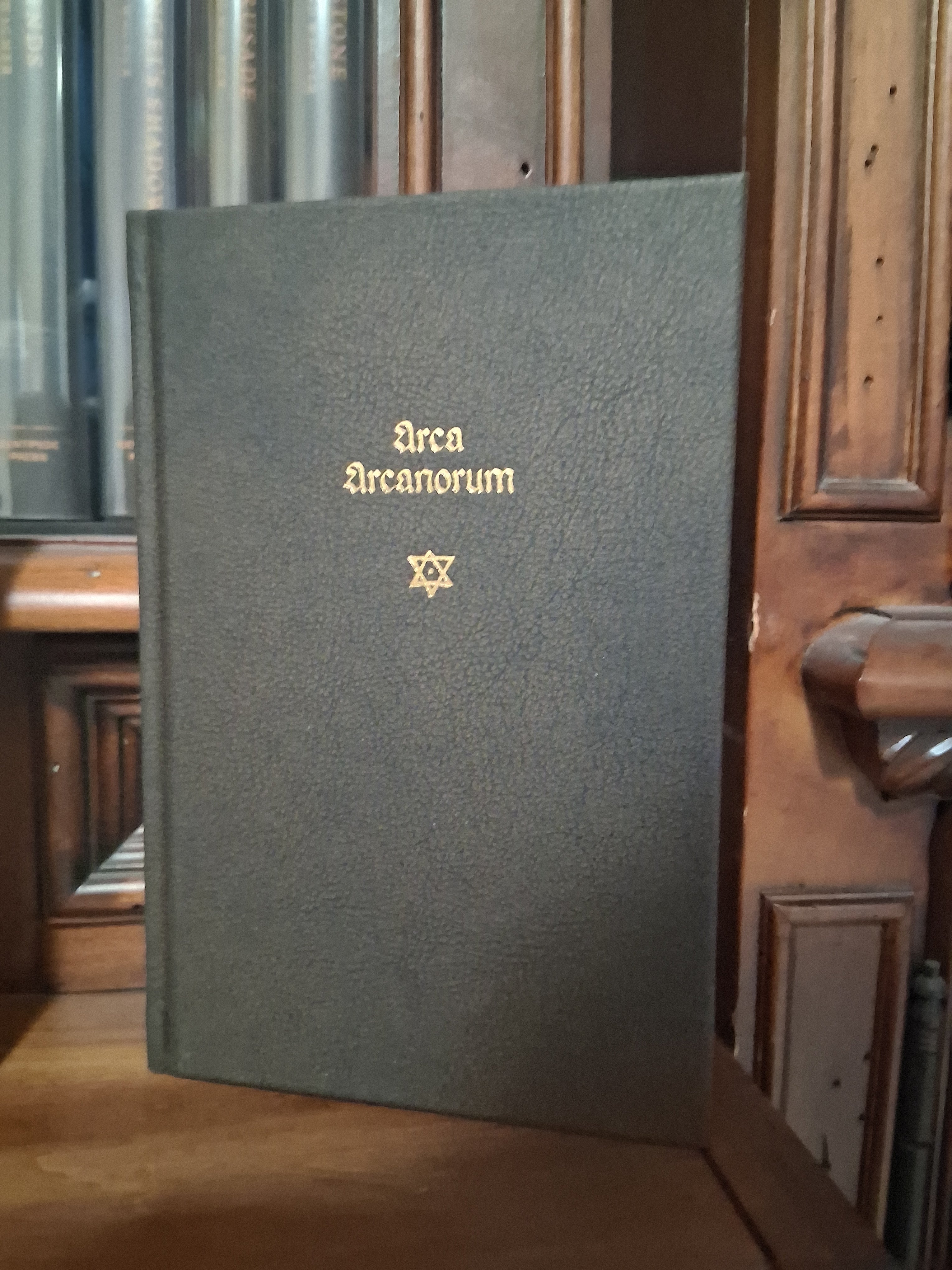 Arca Arcanorum by John Dee (Aula Lucis)